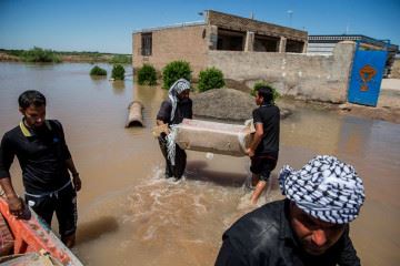 نظارت دقیق بر وضعیت بهداشت مناطق سیل زده خوزستان