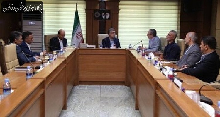 نشست فرماندهان بهداشت و درمان نیروهای مسلح و وزیر بهداشت